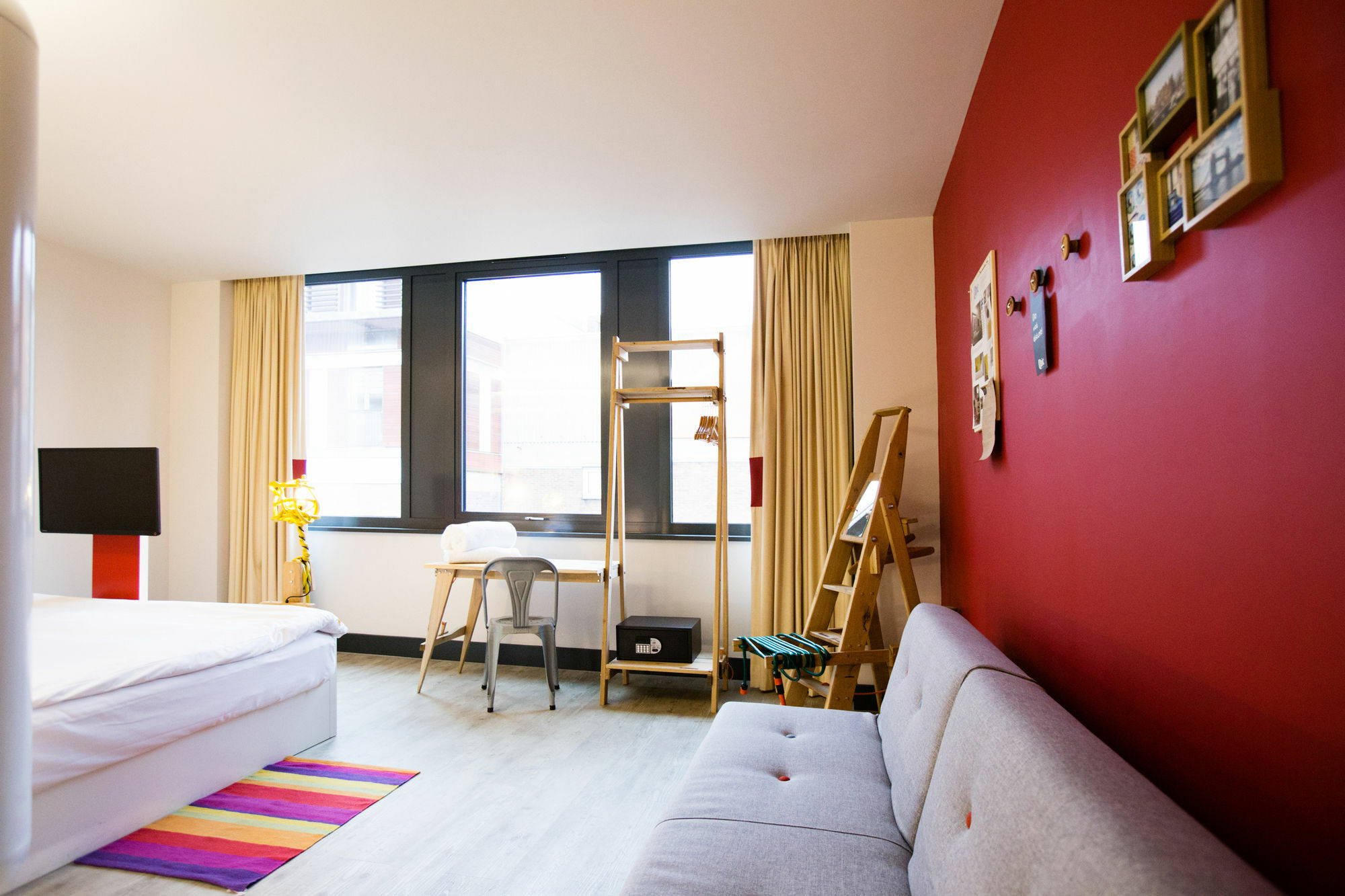 Hotel The Corner